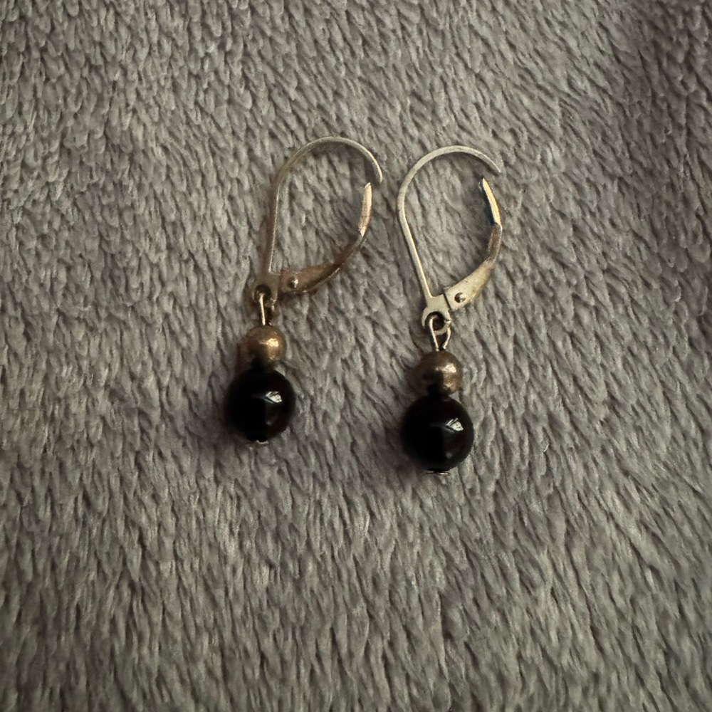 Elegant Vintage Black and Sterling Silver Drop Earrings - Picture 1 of 2